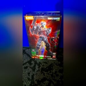 Transformers Classic Class Action Figure scourge